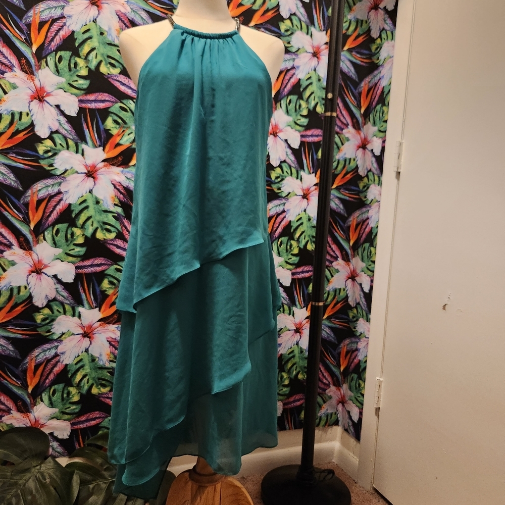 LN Layered Asymmetrical Dress!